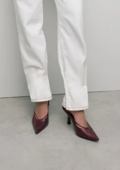 Rode snake pumps