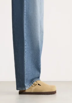 Taupe suède clogs met gesp