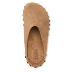 Taupe suède clogs met studs