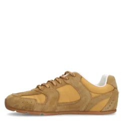 Taupe suède sneakers
