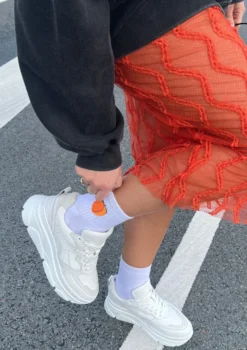 Witte leren chunky sneakers met croco details
