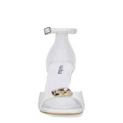 Witte leren sandalen met hak