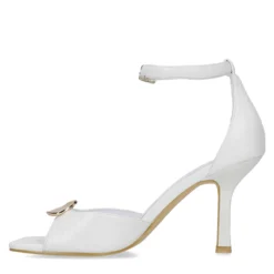 Witte leren sandalen met hak