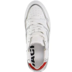 Witte leren sneakers met zilveren details