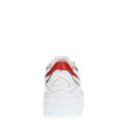Witte leren sneakers met zilveren details