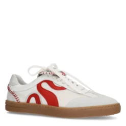 Witte suède sneakers met rode details