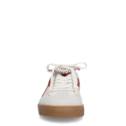 Witte suède sneakers met rode details