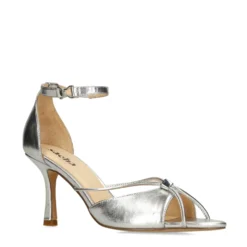Zilveren sandalen met hak