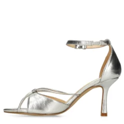 Zilveren sandalen met hak