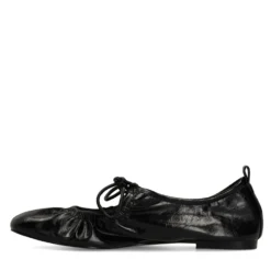 Zwarte ballerina's met veters