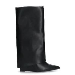 Zwarte hoge sleehak laarzen met flap