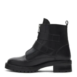 Zwarte leren biker boots met zilverkleurige gespen