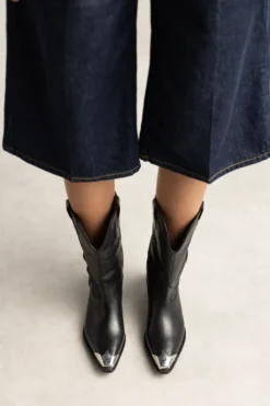 Zwarte leren cowboylaarzen