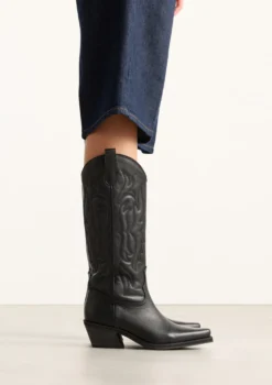Zwarte leren cowboylaarzen met stiksels