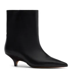 Zwarte leren enkellaarsjes met kitten heel