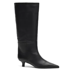 Zwarte leren hoge laarzen met kitten heel