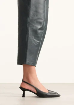 Zwarte leren slingback pumps