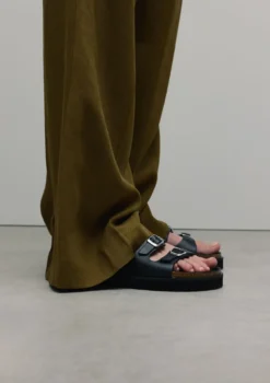 Zwarte leren slippers met buckles
