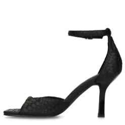 Zwarte sandalen met hak