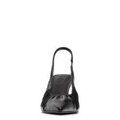 Zwarte slingback pumps met rimpel effect